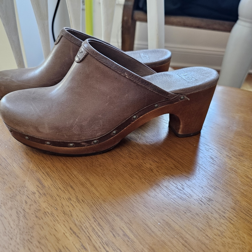 Brand New Ugg Clogs 8